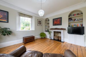 Family Room- click for photo gallery
